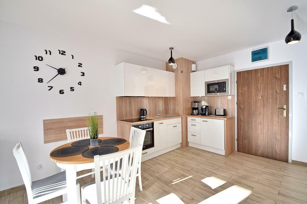 Apartament Oliwka Z Prywatnym Miejscem Postojowym Kolberg Exterior foto
